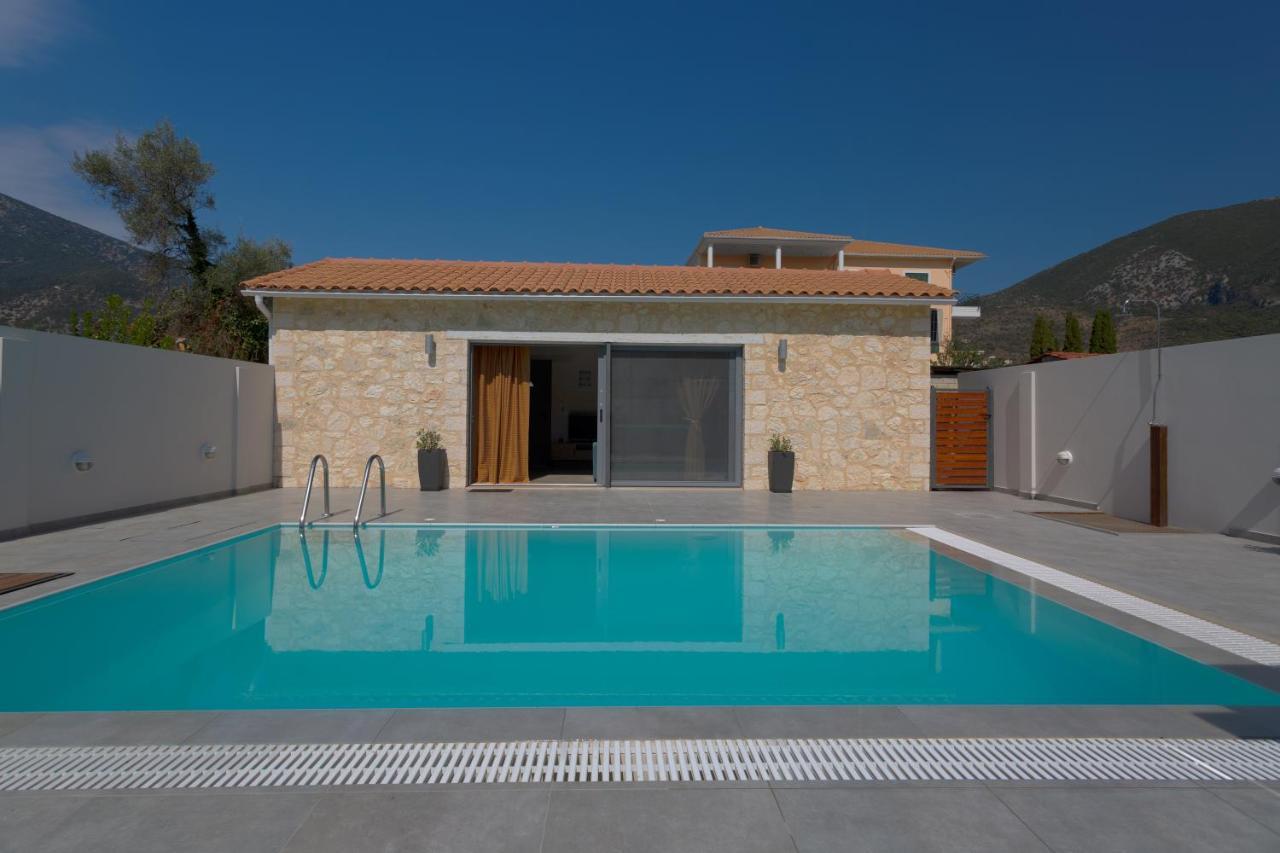 Amoroza Villa Nydri  Luaran gambar